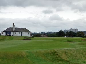 Royal Aberdeen 18th Approach